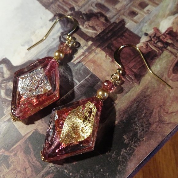 Handcrafted earrings made from diamond-shaped Murano - Picture 10 of 13